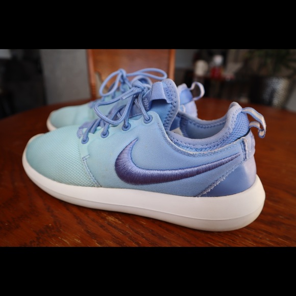Nike Roshe Two 2.0 Ombré Shoes - Picture 2 of 4